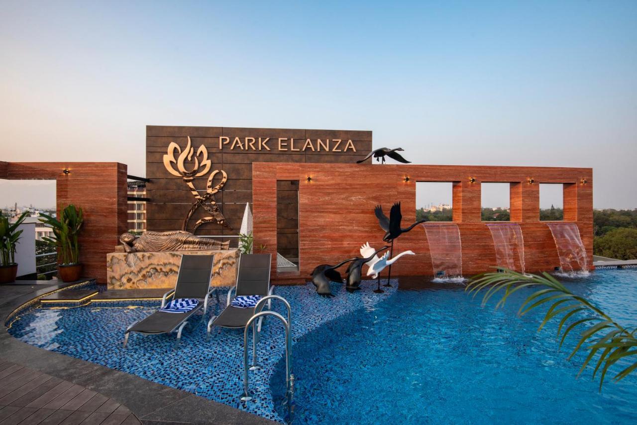 Hotel Park Elanza Coimbatore Exteriör bild